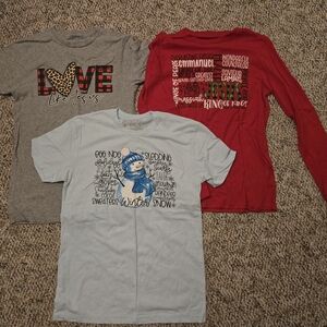 🎄Winter Vibe Tshirt Bundle Of 3